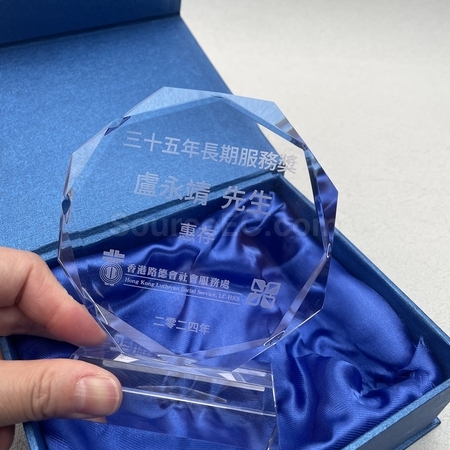 水晶座 | 水晶獎座 | 水晶座紀念品 | 實木水晶座 | 高爾夫球水晶座